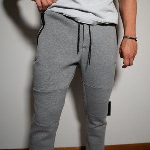 American Eagle Joggers w/ Zip - Up Pockets